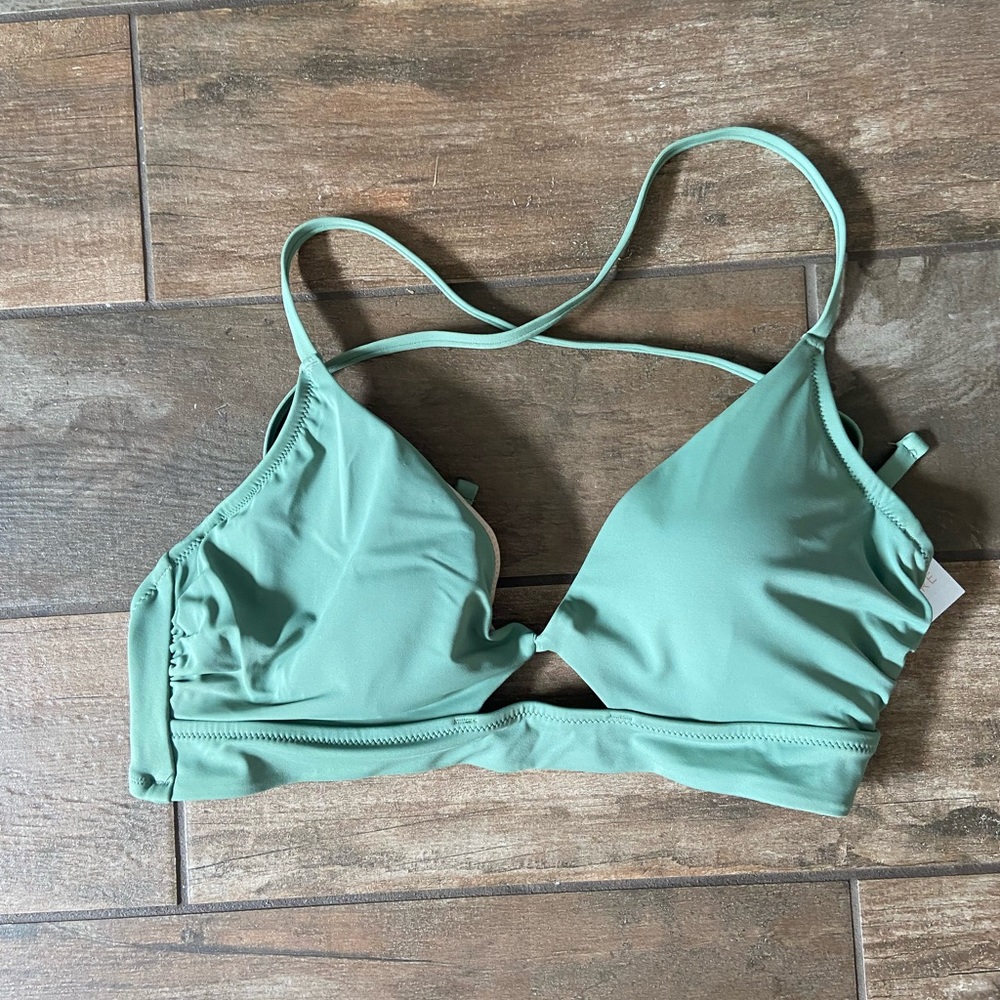 NWT Shade and Shore Bathing suit top